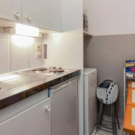 T2 Dans Residence - Fac Avec Parking Prive Apartman *