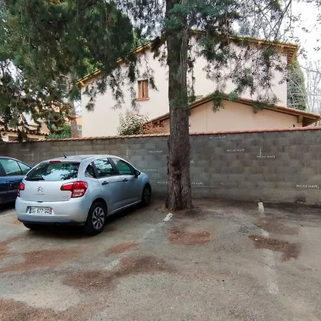 T2 Dans Residence - Fac Avec Parking Prive *